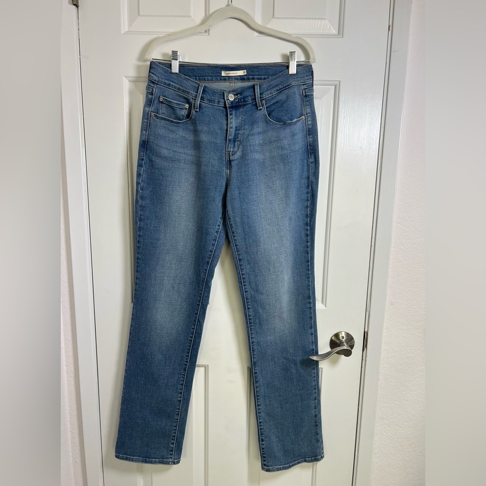 Levi's Women's Straight Leg Jeans‎ in Blue Size 10